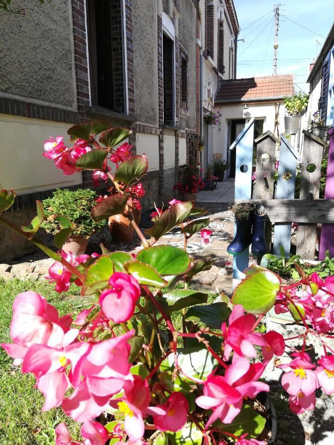 Le Coq En Pate Bed & Breakfast Romilly-sur-Seine Exterior photo