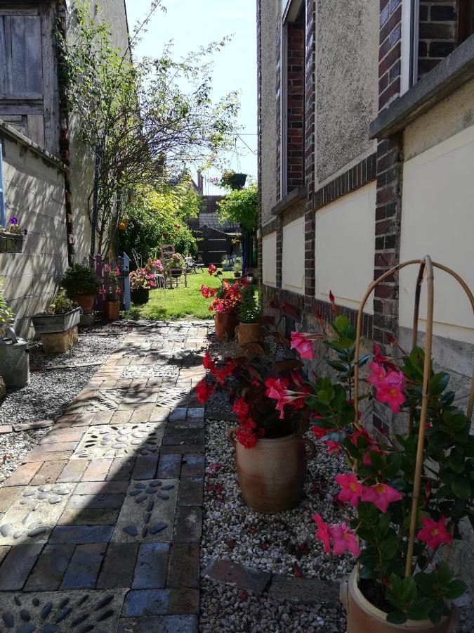 Le Coq En Pate Bed & Breakfast Romilly-sur-Seine Exterior photo